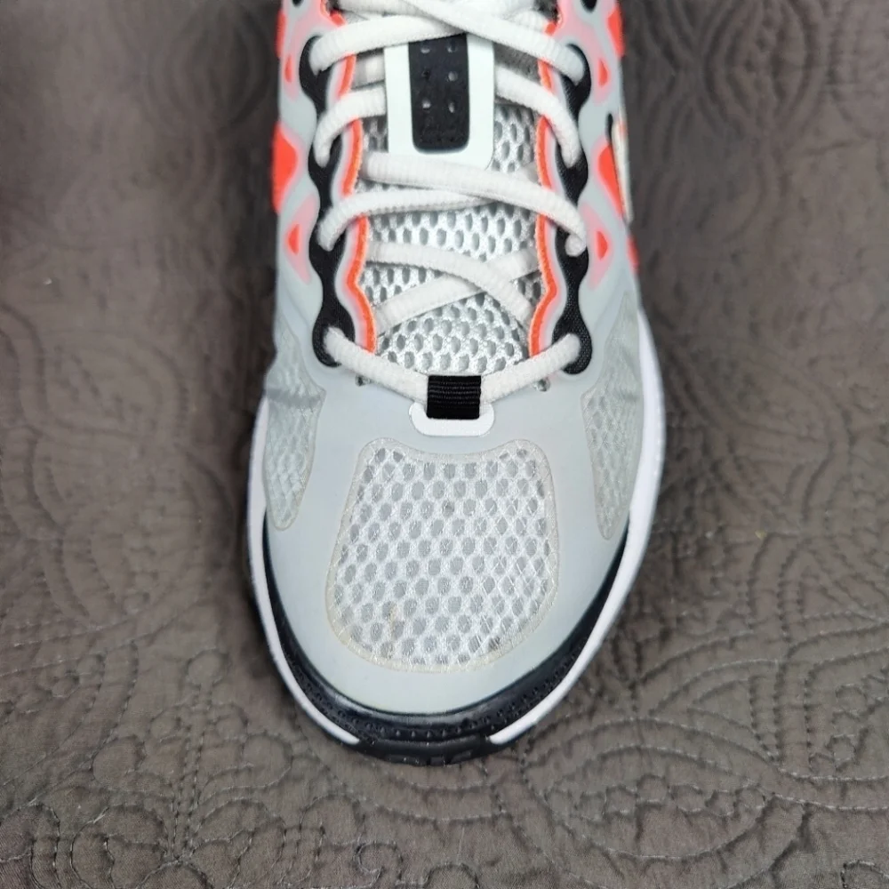 Nike Air Max Genome Light Grey/Orange Running Shoes Youth Size 6.5Y